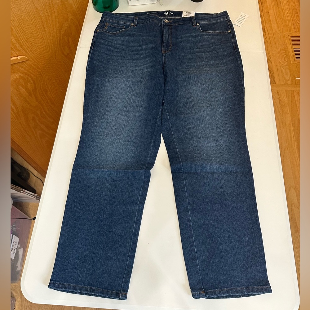 Style & Co high rise straight leg jeans Size 20W